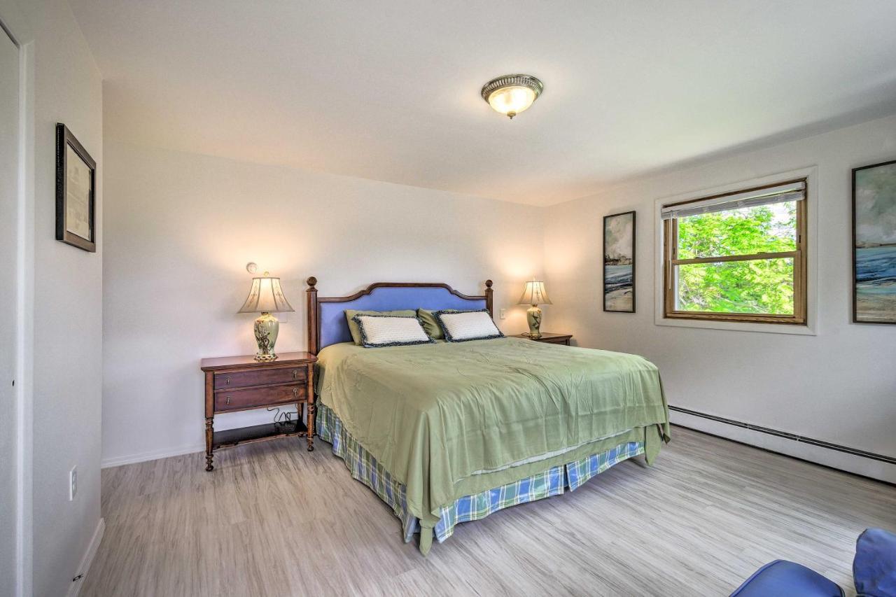 Roomy Montour Falls Retreat With Private Pool! Zewnętrze zdjęcie