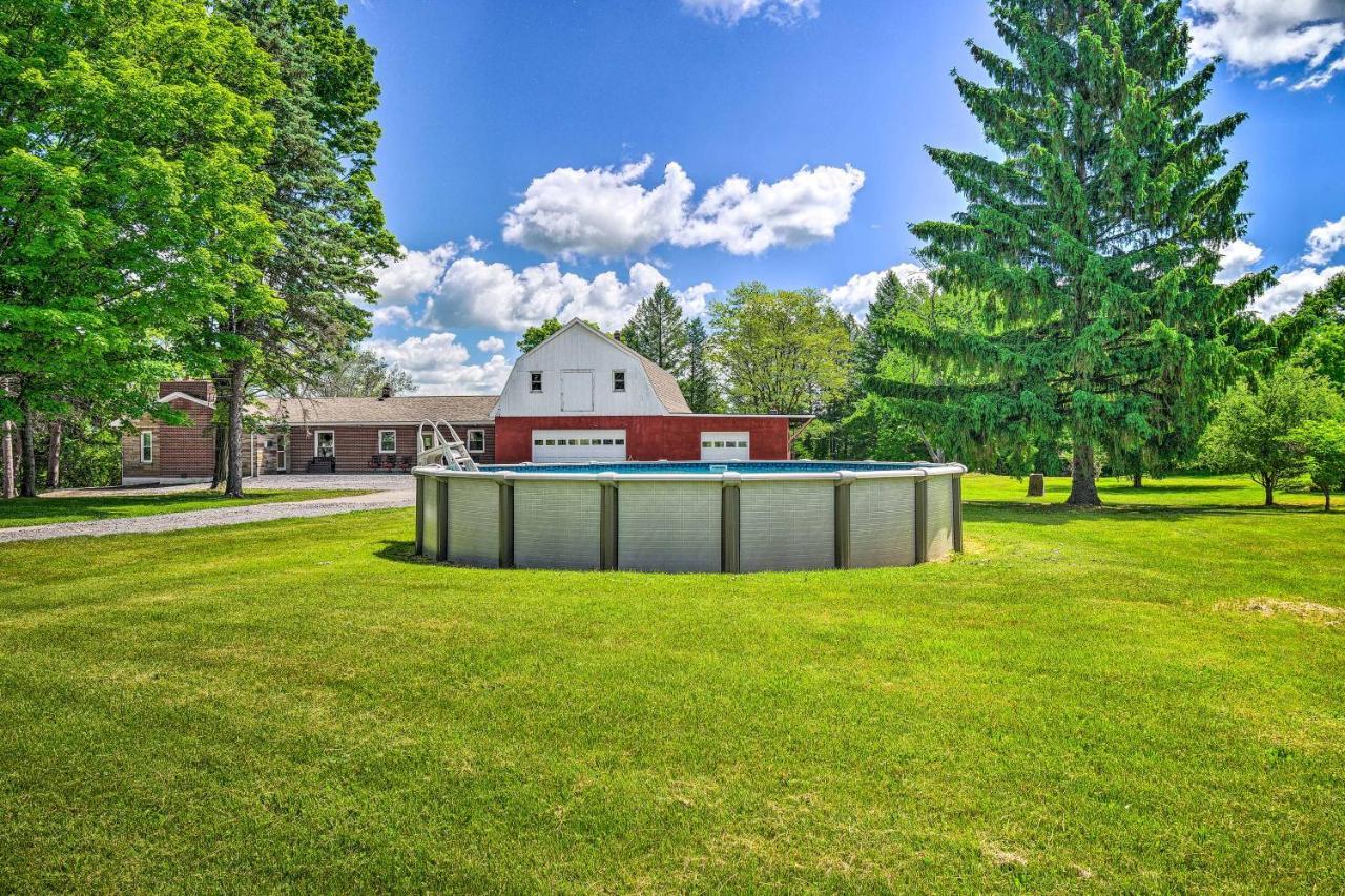 Roomy Montour Falls Retreat With Private Pool! Zewnętrze zdjęcie